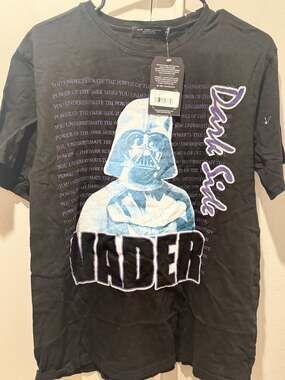 Junk Food Clothing Star Wars Darth Vader Graphic T-Shirt Size M